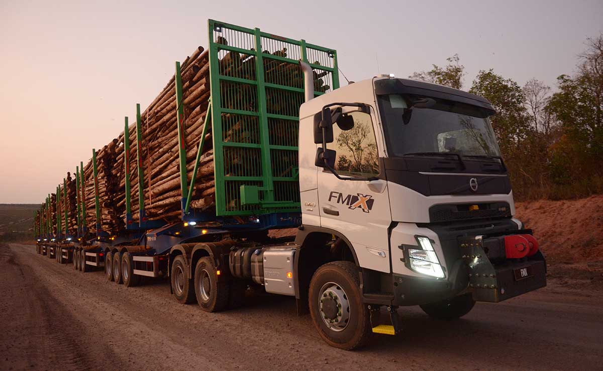 volvo-fmx-hexatren-250-toneladas