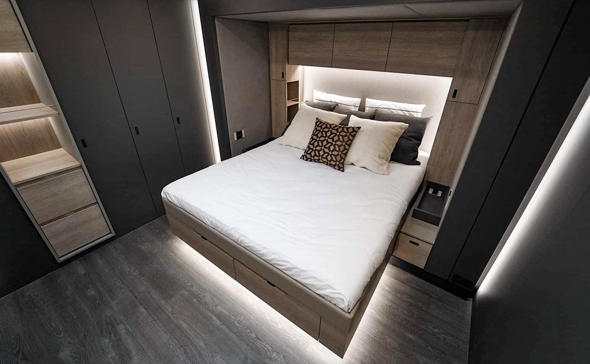 scania-v8-autocaravana-con-cochera