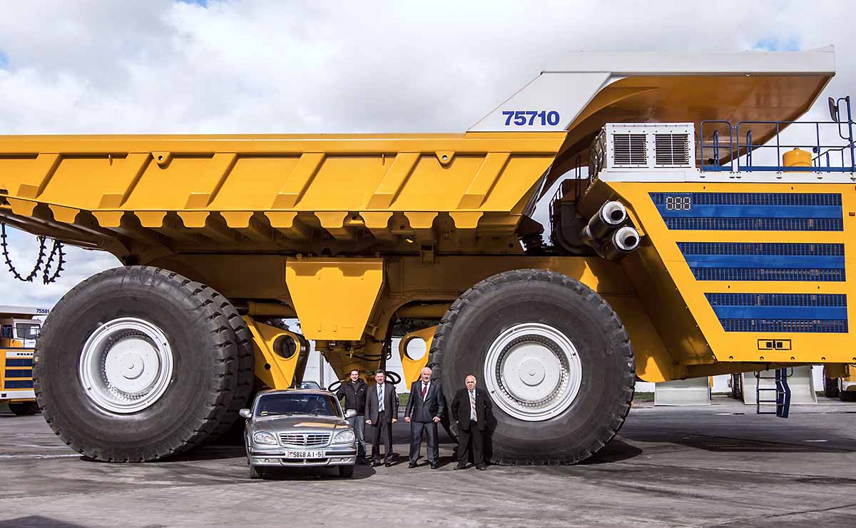belaz-75710-camion-mas-grande-del-mund