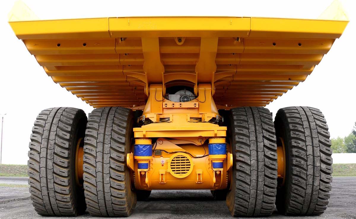belaz-75710-camion-mas-grande-del-mund