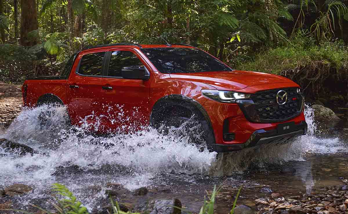 mazda-bt-50-2025
