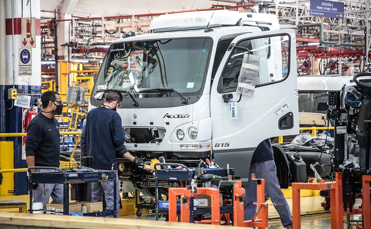 mercedes-benz-vende-planta-en-argentina