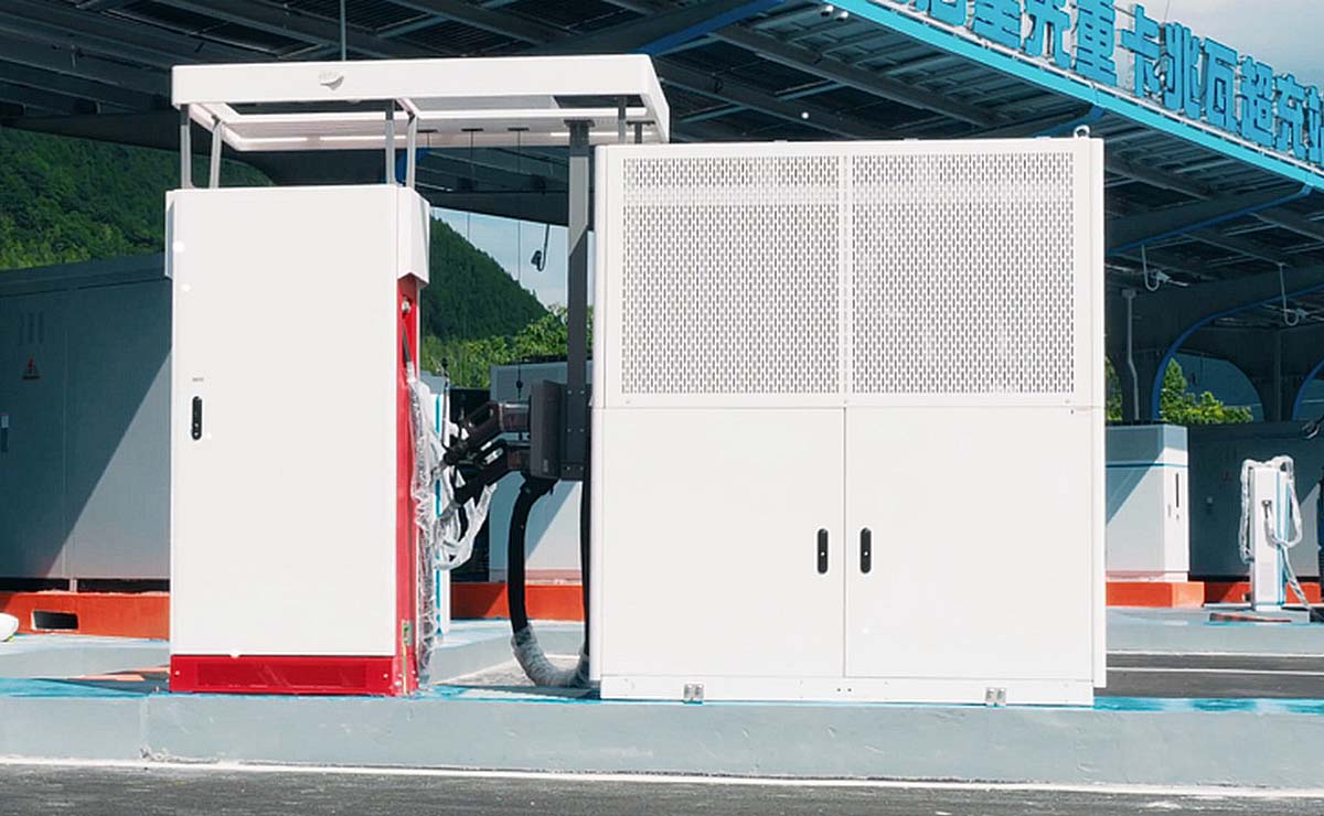 estacion-de-carga-electrica-mas-grande-del-mundo-para-camiones