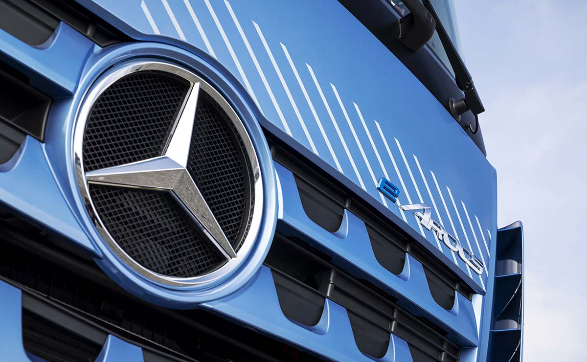 mercedes-benz-eactros-400-2026