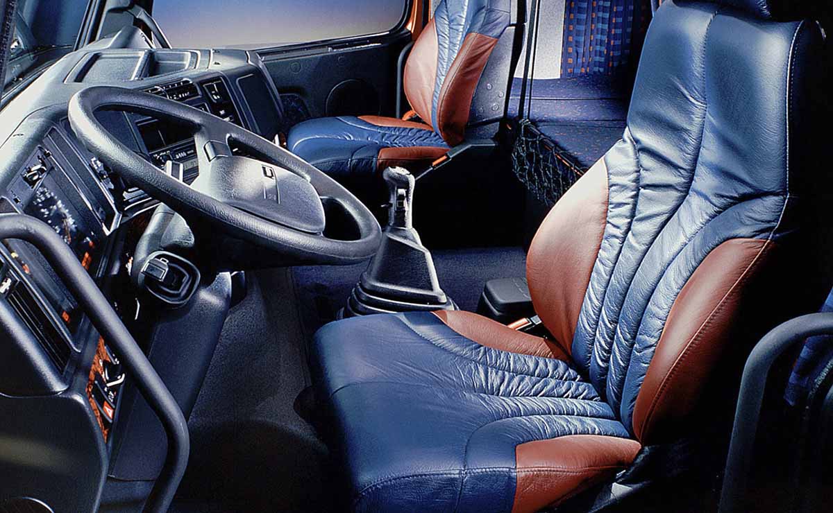 volvo-fh-globetrotter-xl-30-aniversario