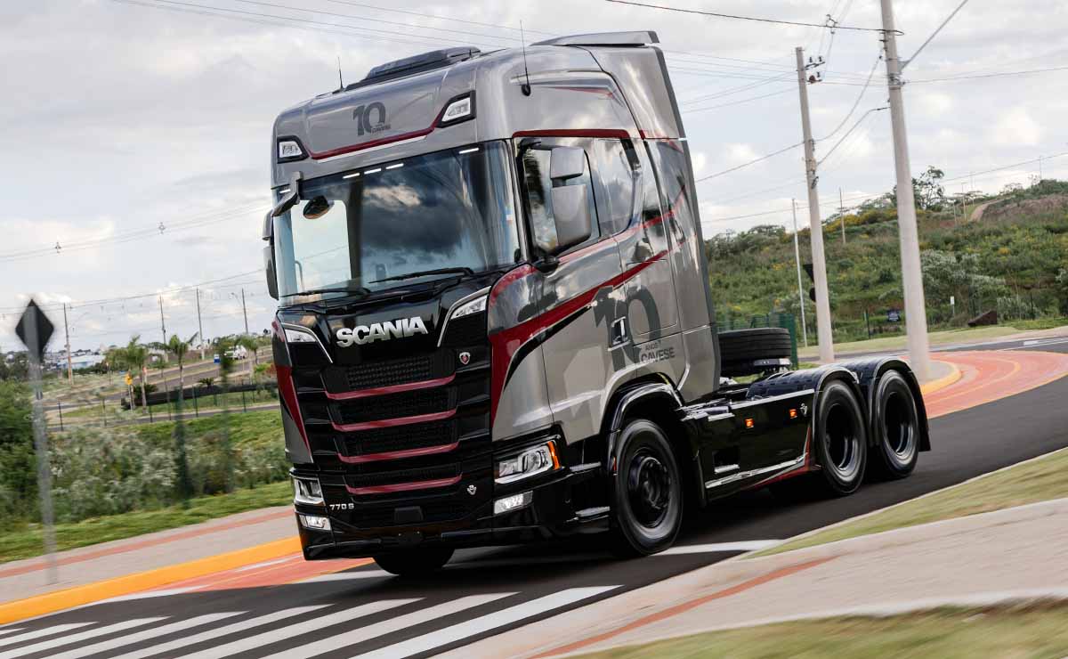 Scania V8 770 Preis