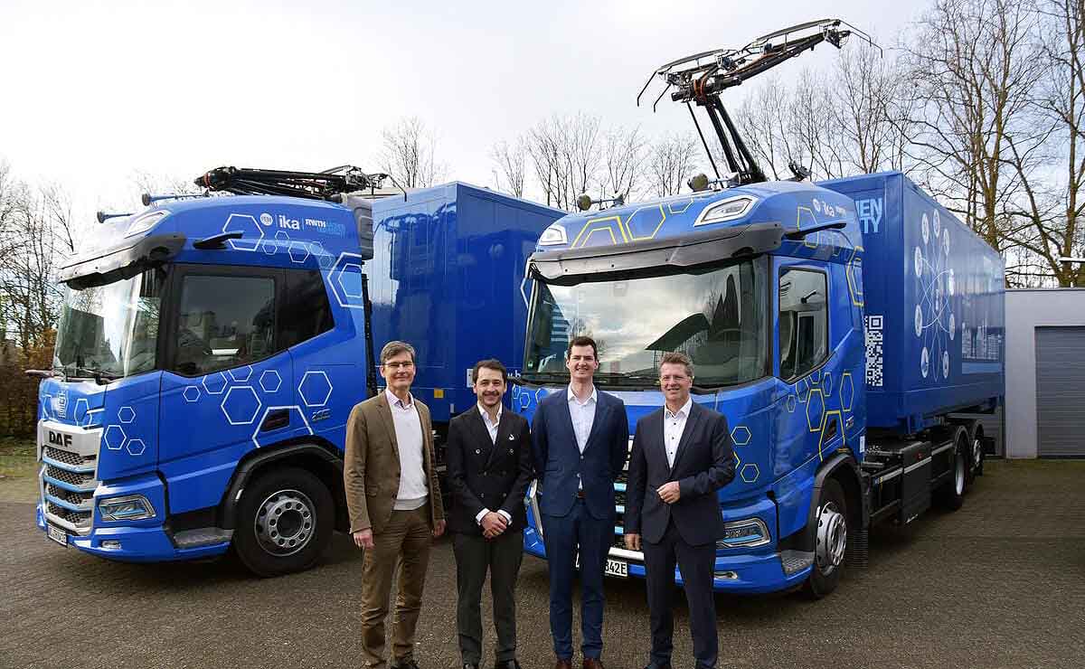 camiones-electricos-carga-en-movimiento-pantografo