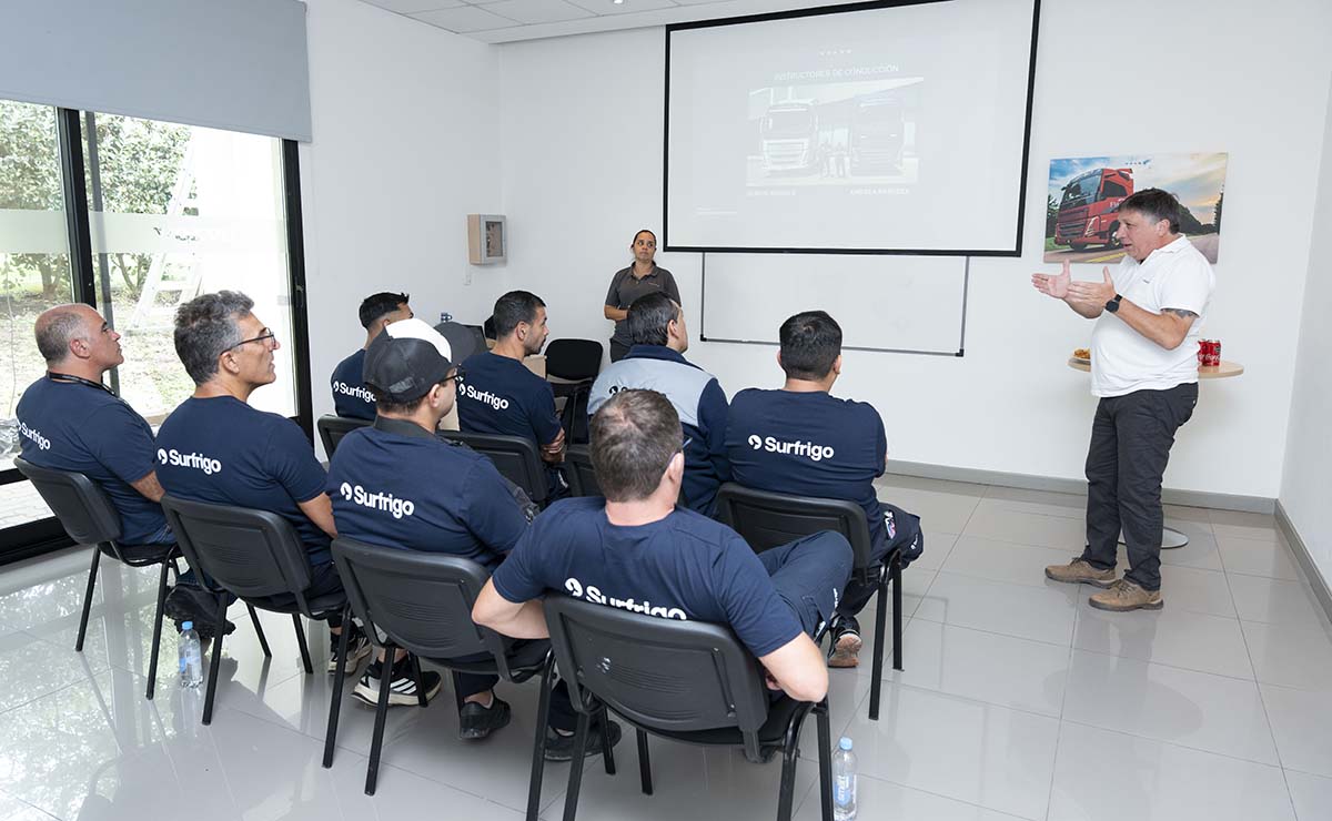 volvo-fh-flota-surfrigo