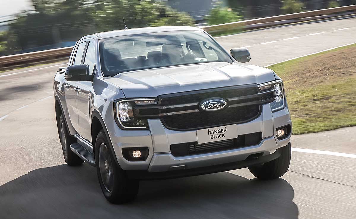 ford-ranger-black-2026