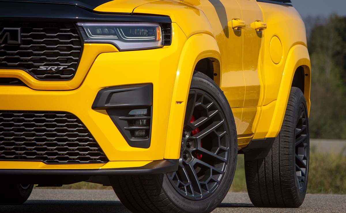 ram-1500-rumble-bee-srt-2027