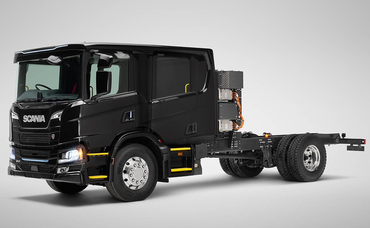 primer-scania-electrico-doble-cabina