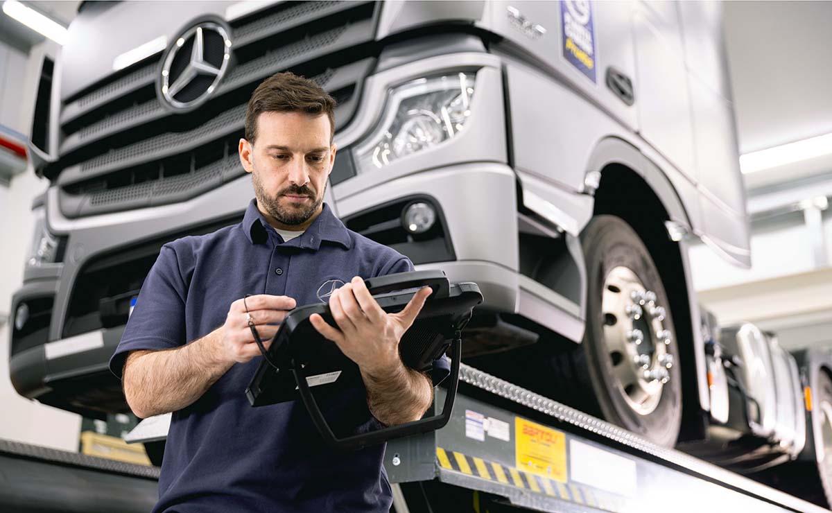 mantenimiento-de-camiones-mercedes-benz-camiones-buses
