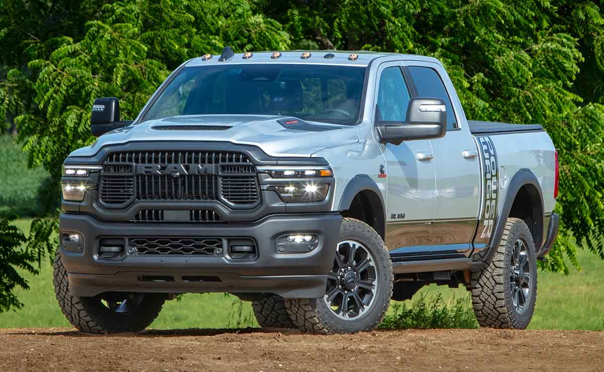 ram-2500-y-3500-gama-2027-mayor-carga-y-remolque