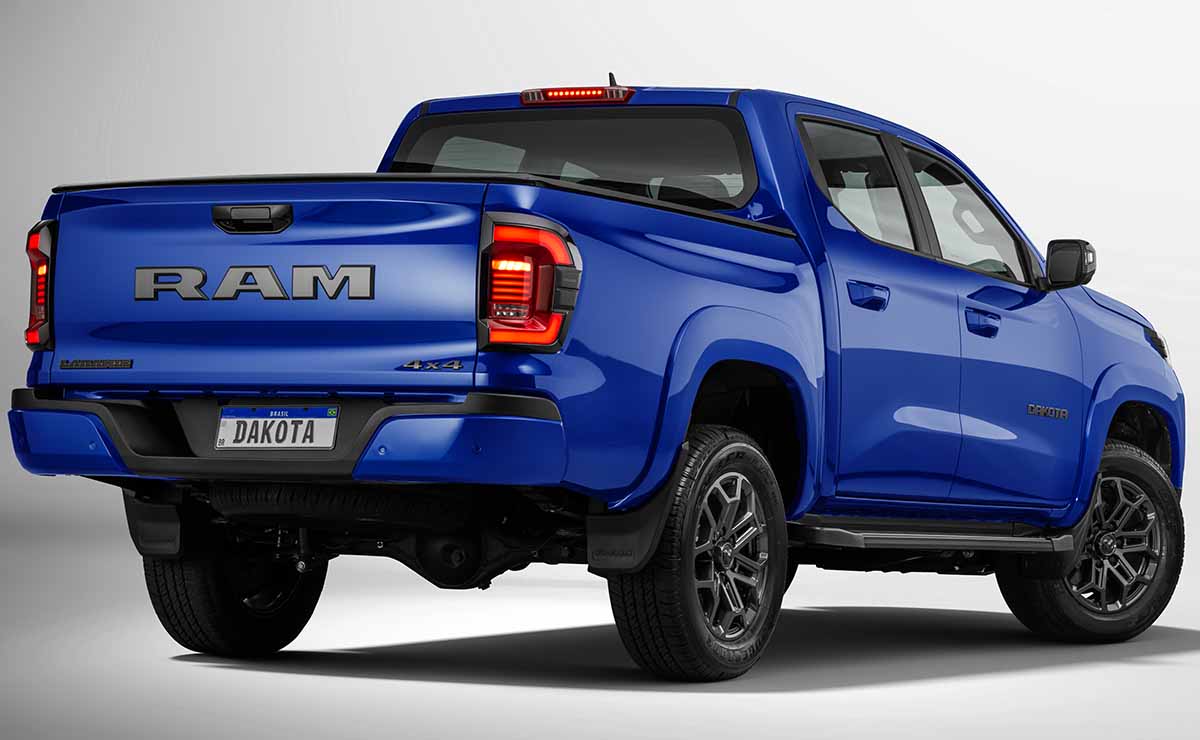ram-dakota-laramie-night-edition-argentina-precio
