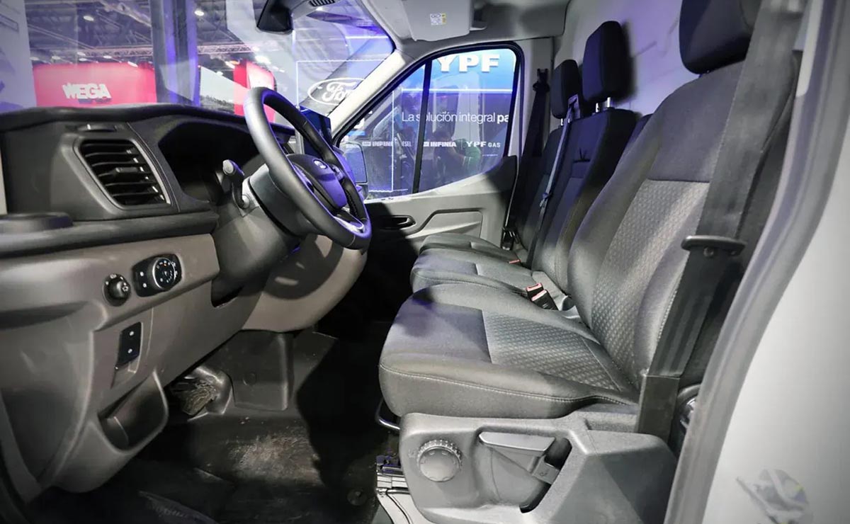 ford-transit-automatica-techo-elevado