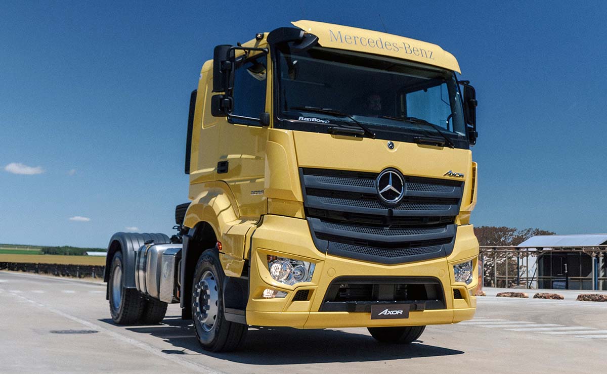 mercedes-benz-camiones-para-la-zafra-azucarera