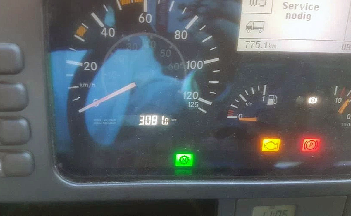 mercedes-benz-econic-a-gas