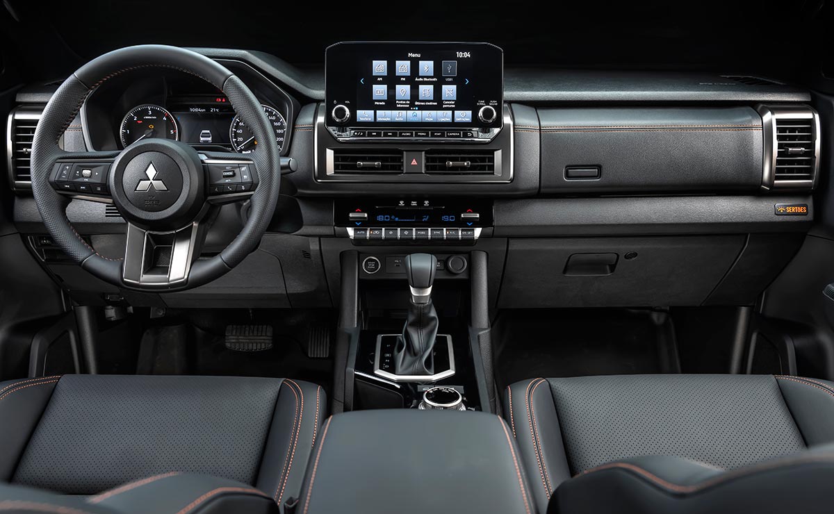 mitsubishi-triton-savana-sertoes