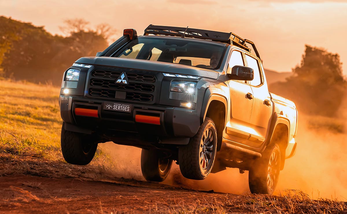mitsubishi-triton-savana-sertoes