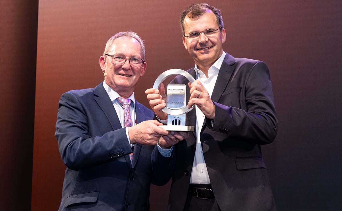 mejor-van-del-ano-2027-renault-trafic-e-tech