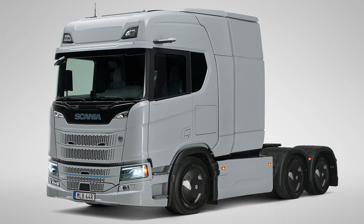 scania-electricos-baterias-cabina