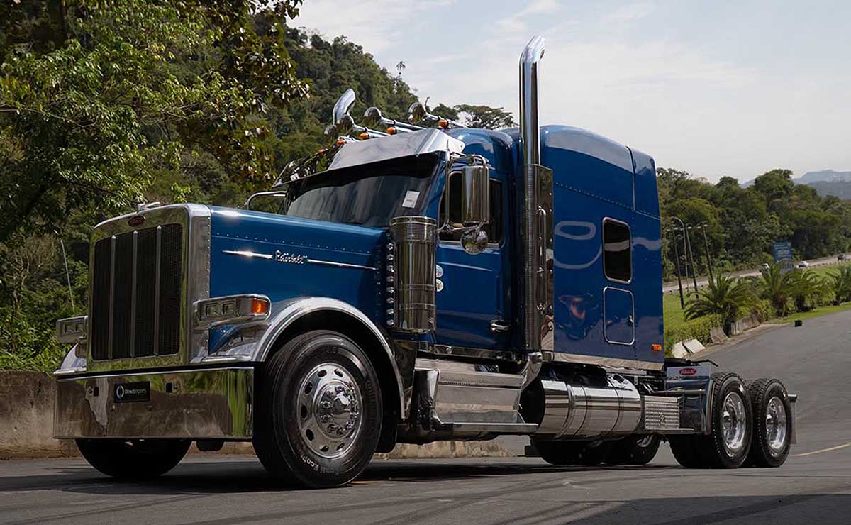 peterbilt-589-llega-a-brasil