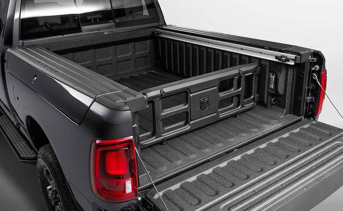 ram-2500-laramie-night-edition