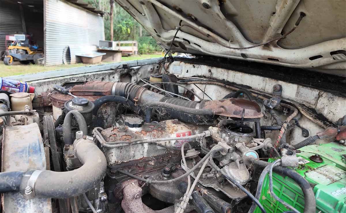 toyota-land-cruiser-70-pick-up